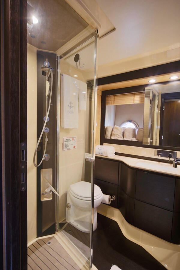 2016-azimut-yachts-66-b491d0