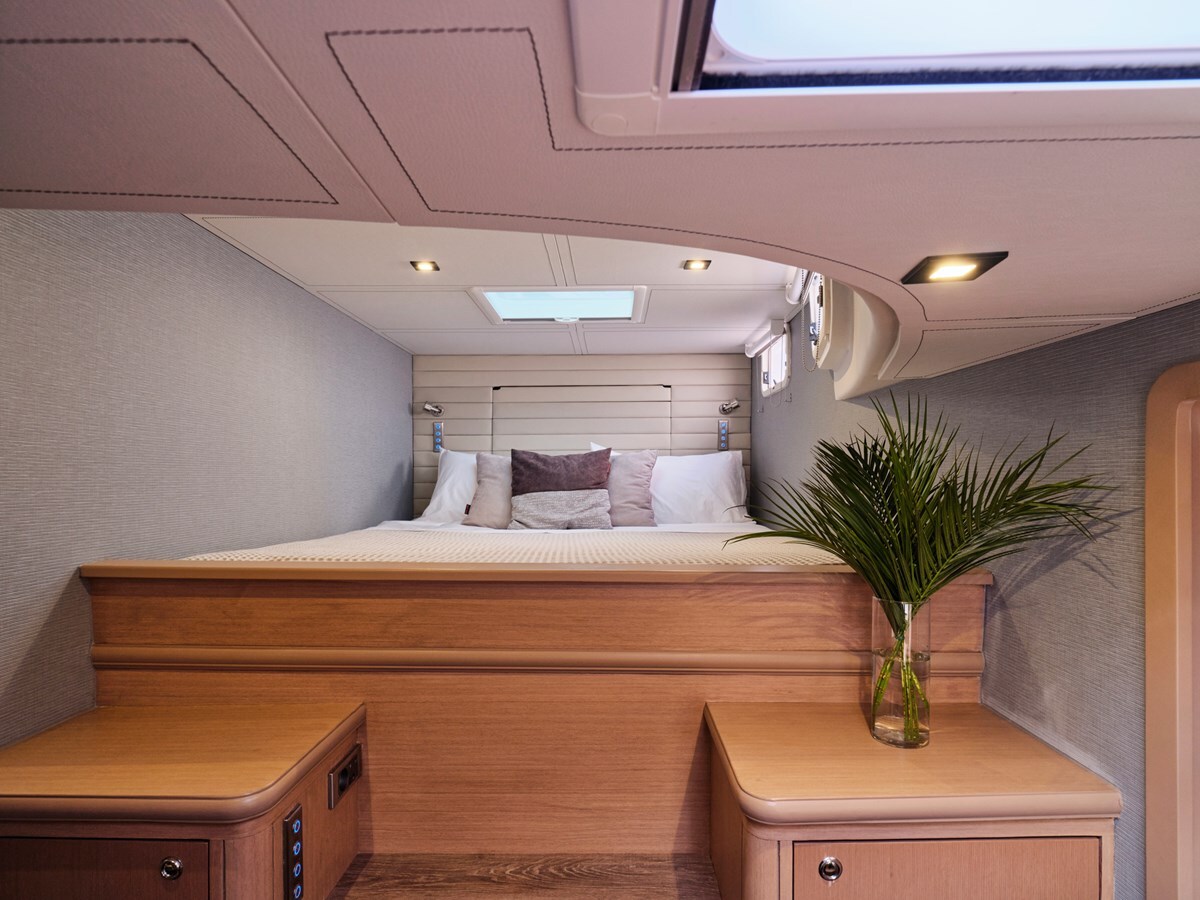 2016 BALANCE CATAMARANS 75' 6