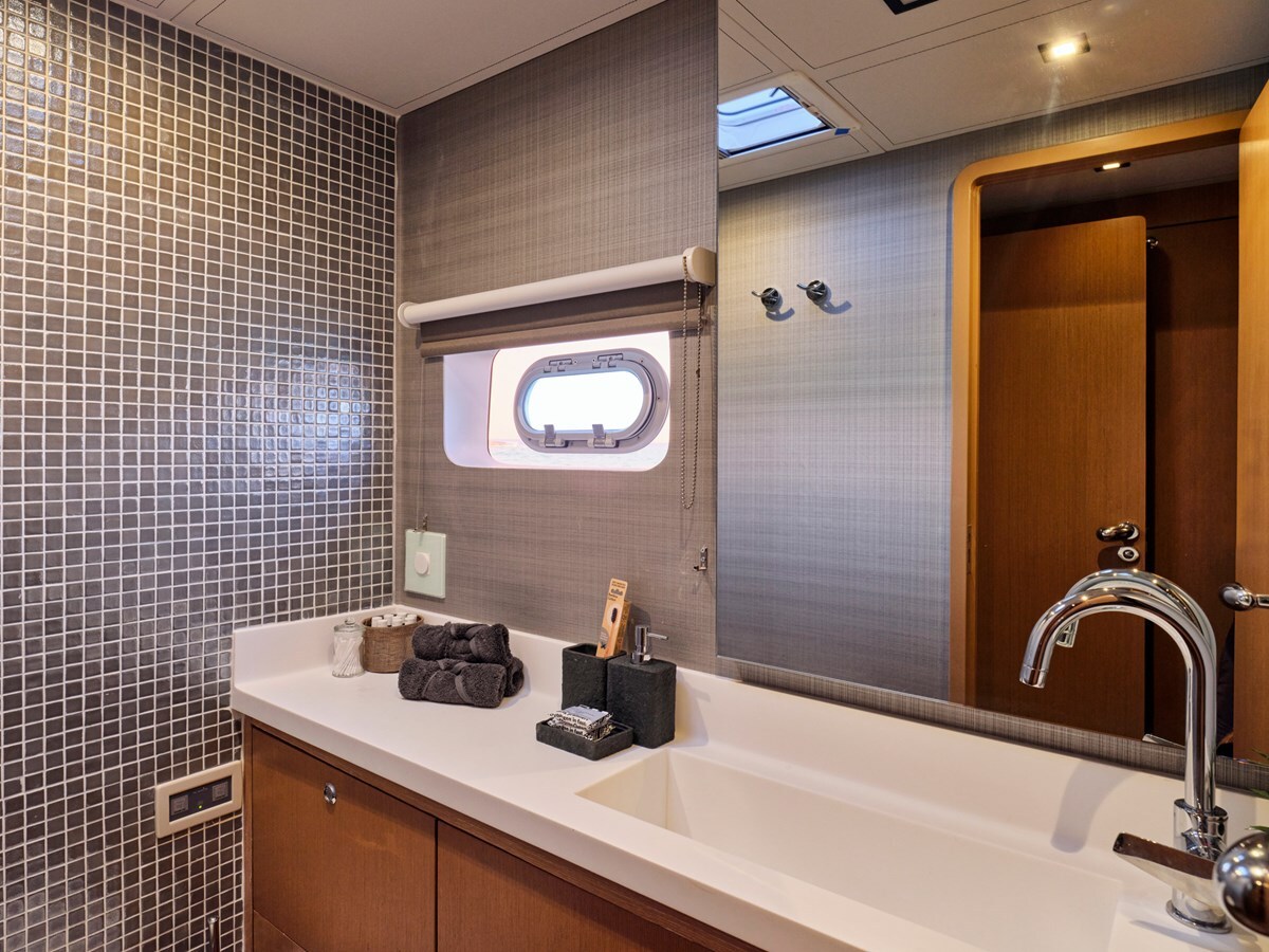 2016 BALANCE CATAMARANS 75' 6