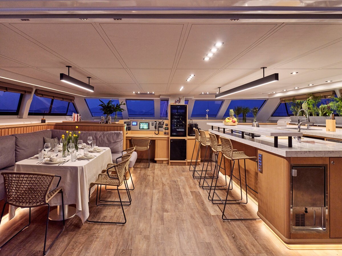 2016 BALANCE CATAMARANS 75' 6