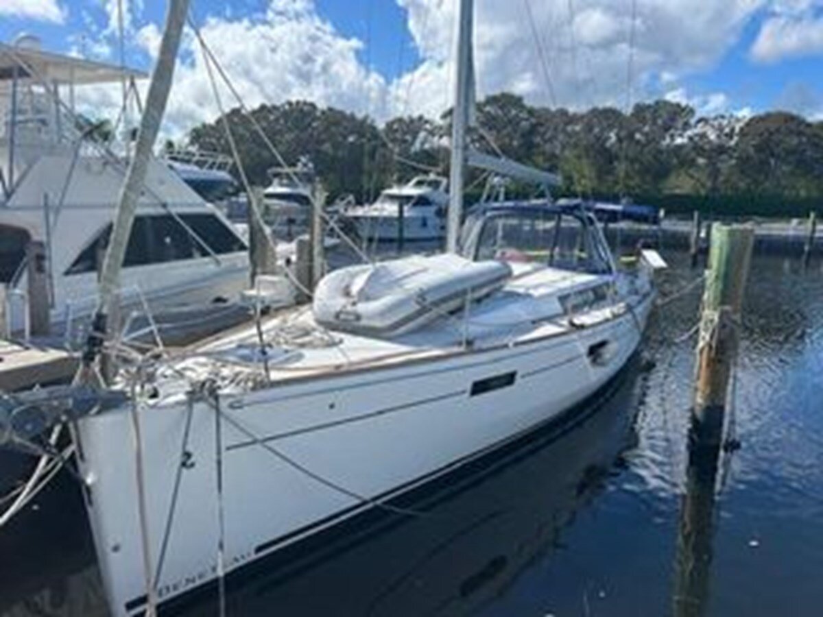 2016-beneteau-45-c4bb78