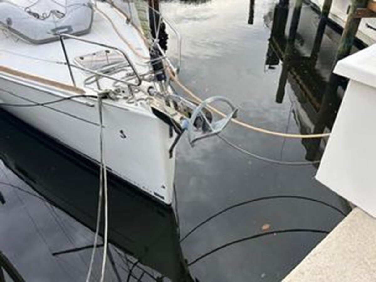 2016-beneteau-45-c4bb78
