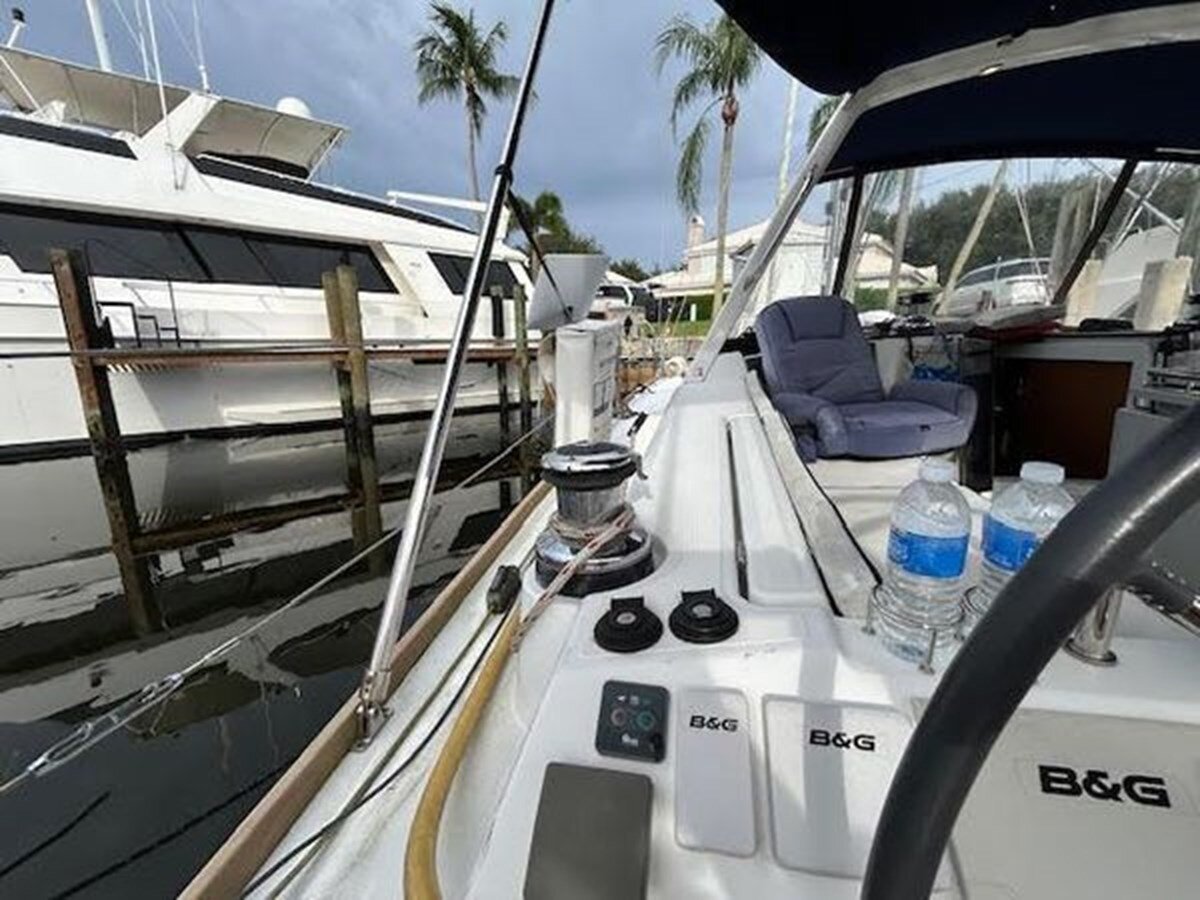 2016-beneteau-45-c4bb78