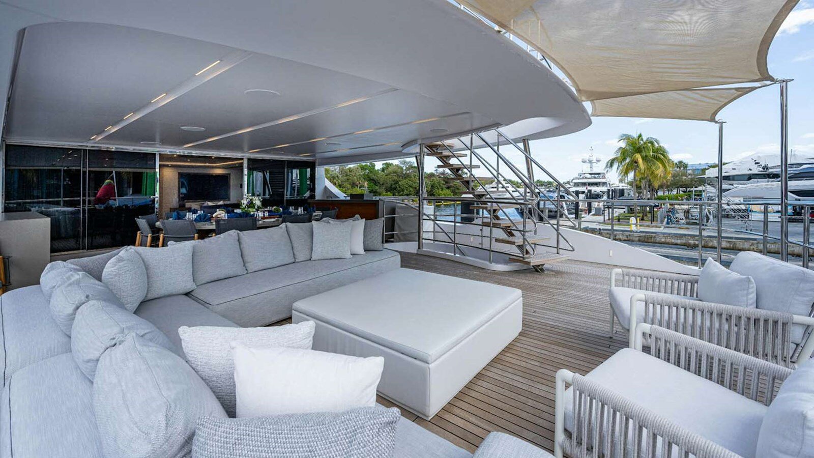 2016 BENETTI 132' 7