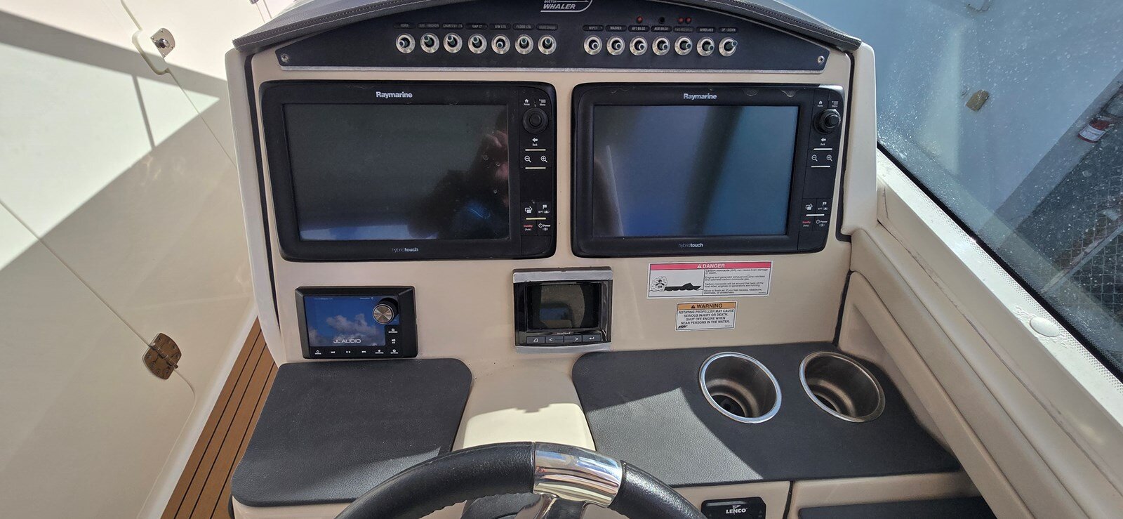 2016-boston-whaler-32-cf69fb