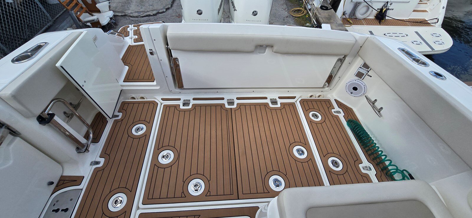 2016-boston-whaler-32-cf69fb