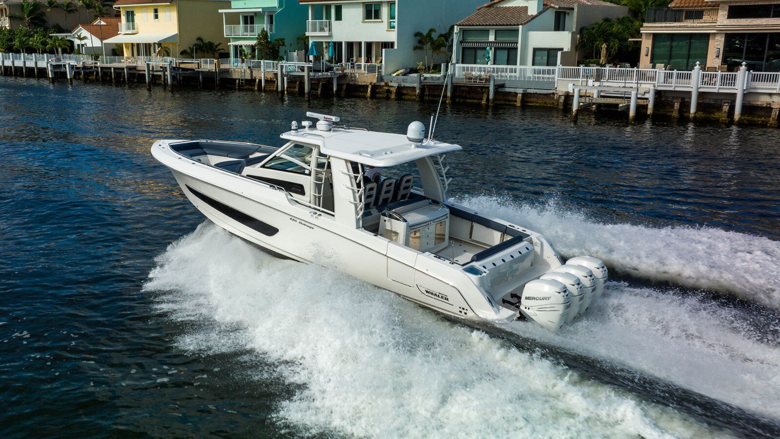 2016-boston-whaler-42-2f582c