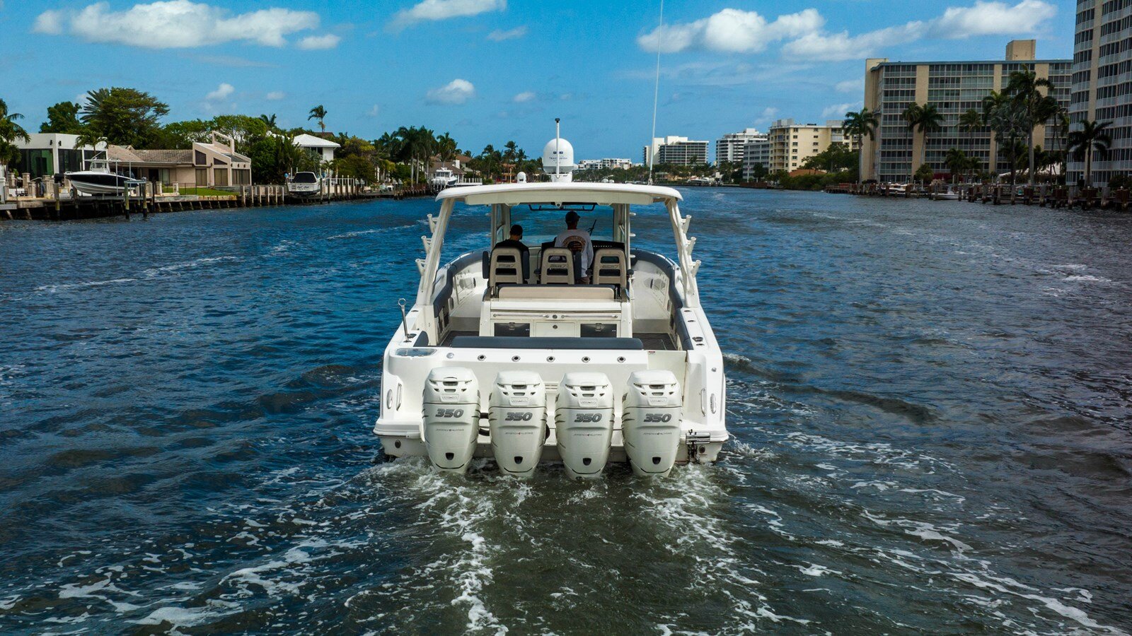 2016-boston-whaler-42-2f582c