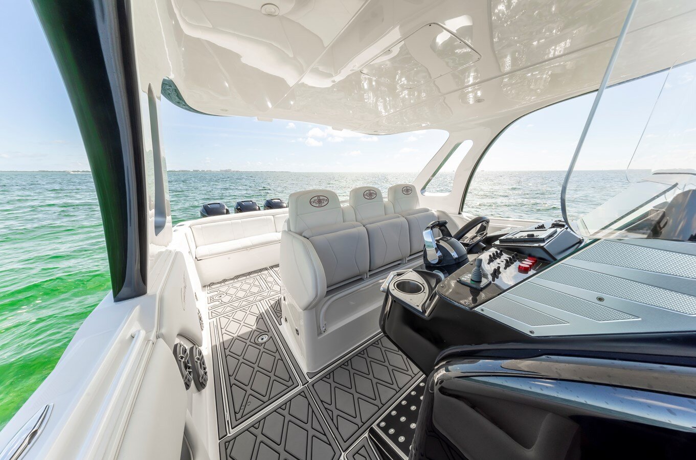 2016-cigarette-41-054857