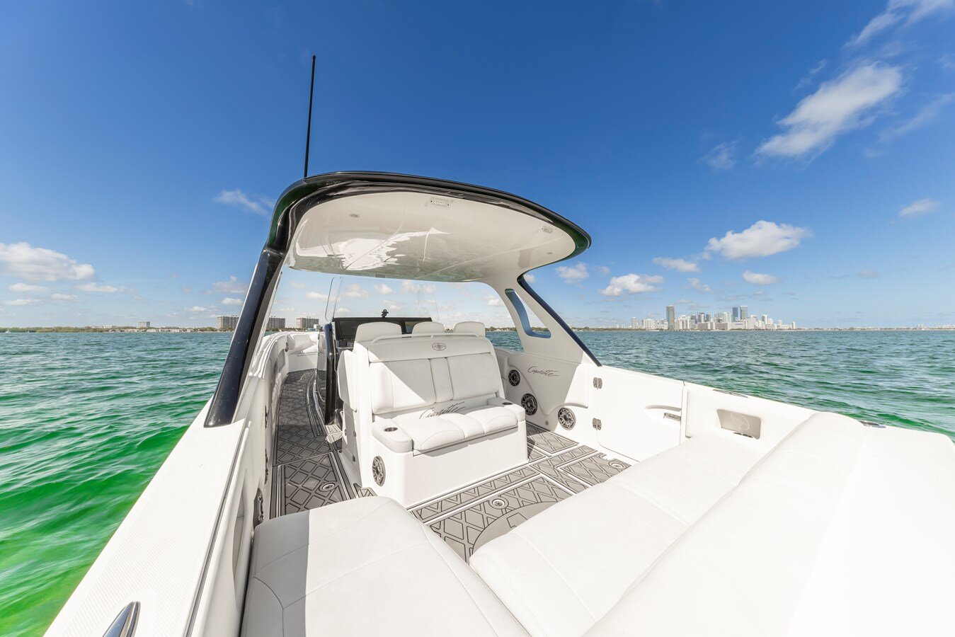 2016-cigarette-41-054857