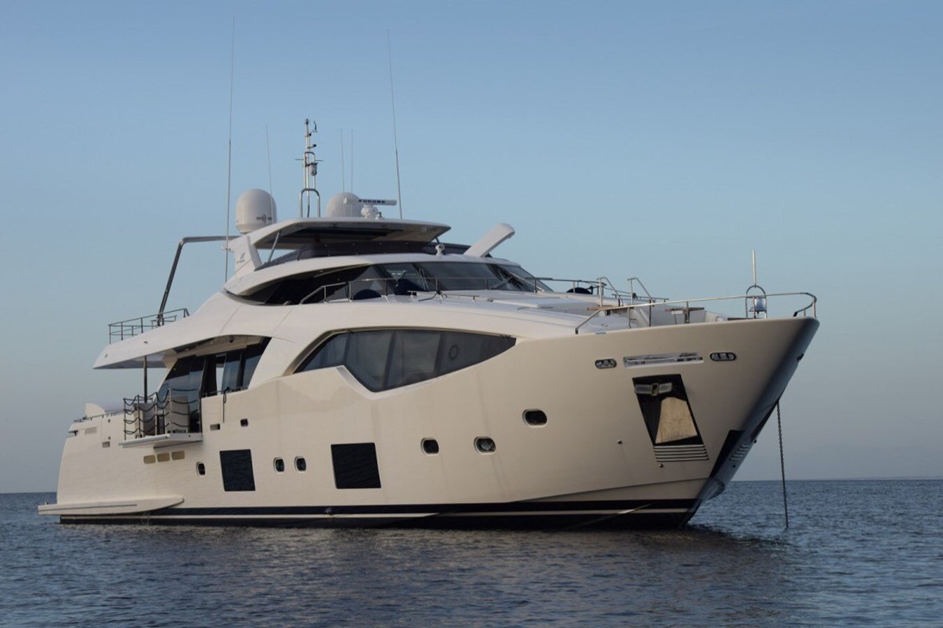 2016-ferretti-custom-line-108-f46e81