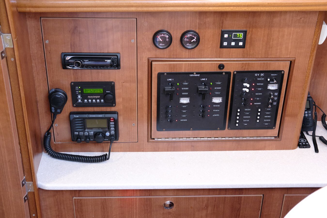 2016-gemini-catamarans-35-4-2cbbba