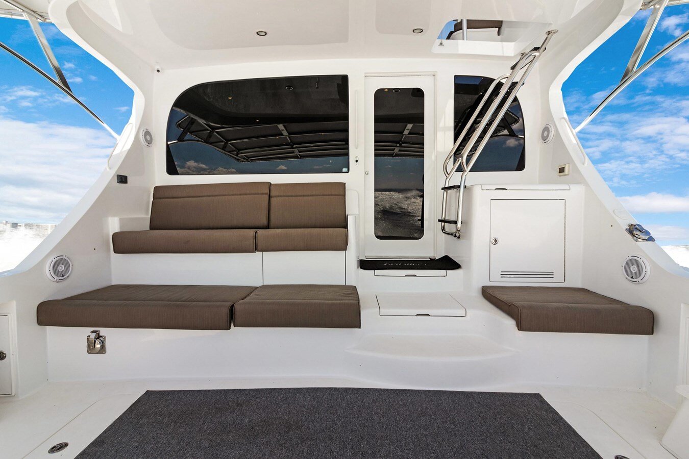 2016-hatteras-63-af34e8