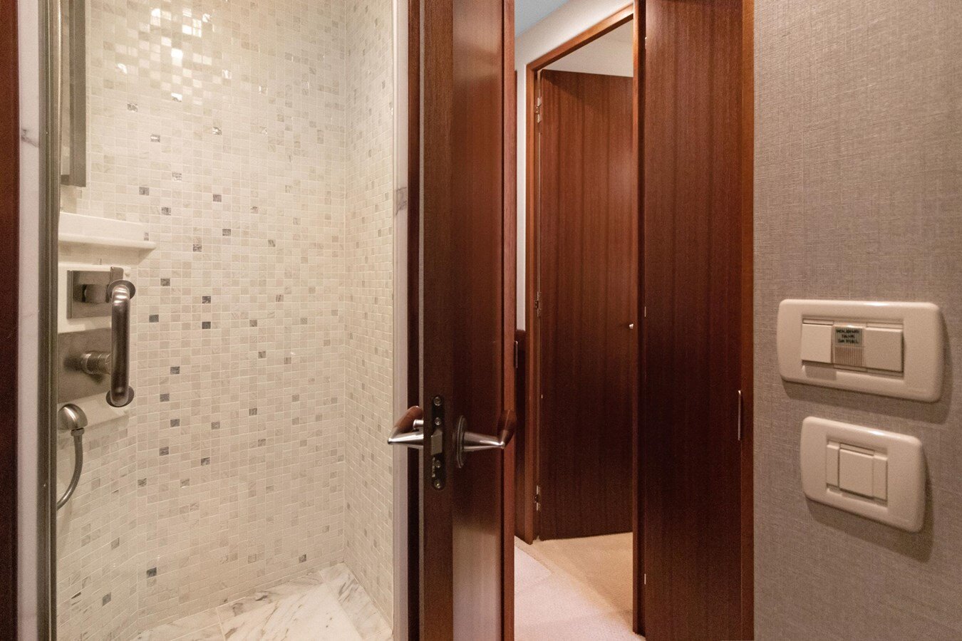 2016-hatteras-63-af34e8