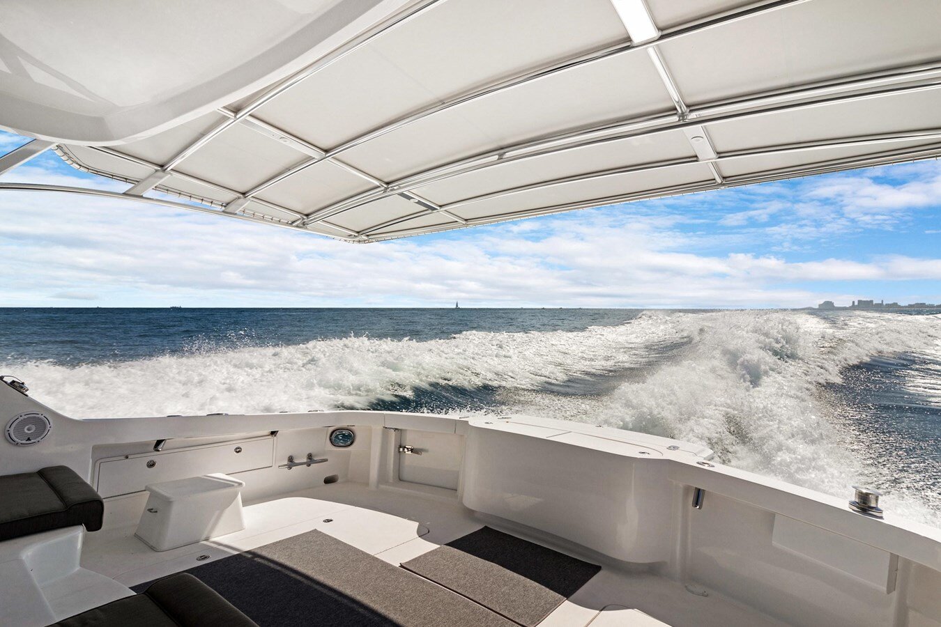 2016-hatteras-63-af34e8