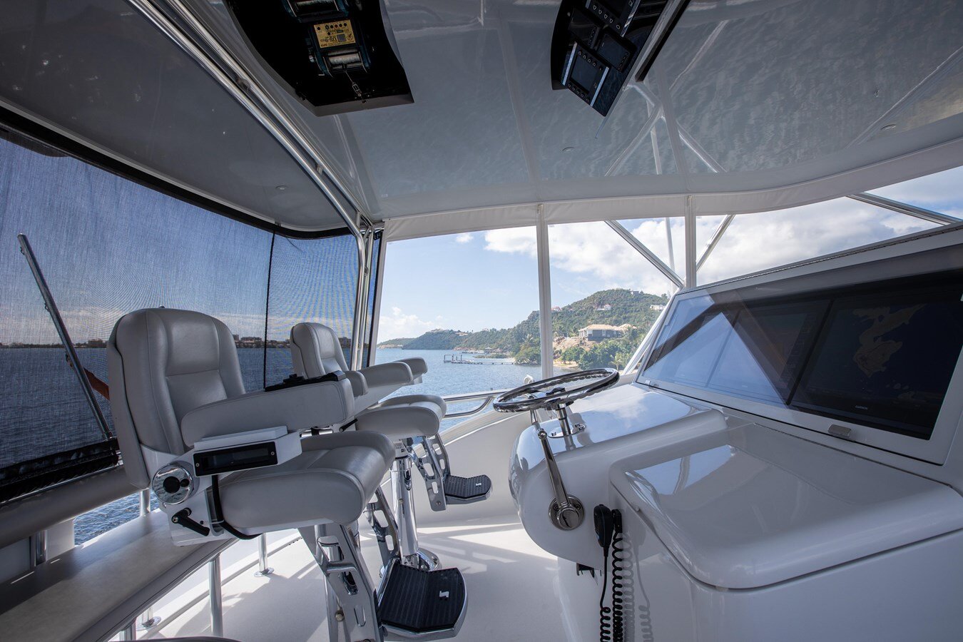 2016-hatteras-63-af34e8