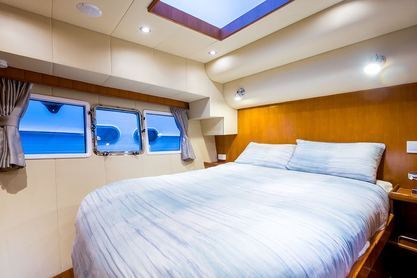 2016-integrity-motor-yacht-49-e699ba