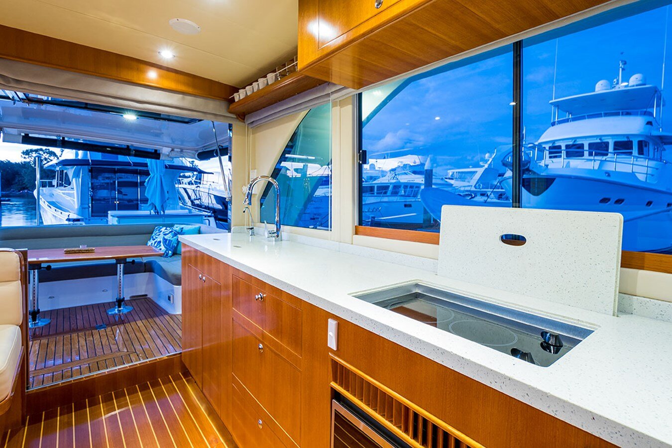 2016-integrity-motor-yacht-49-e699ba