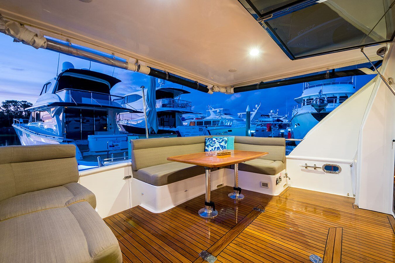 2016-integrity-motor-yacht-49-e699ba