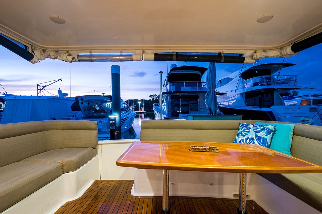 2016-integrity-motor-yacht-49-e699ba