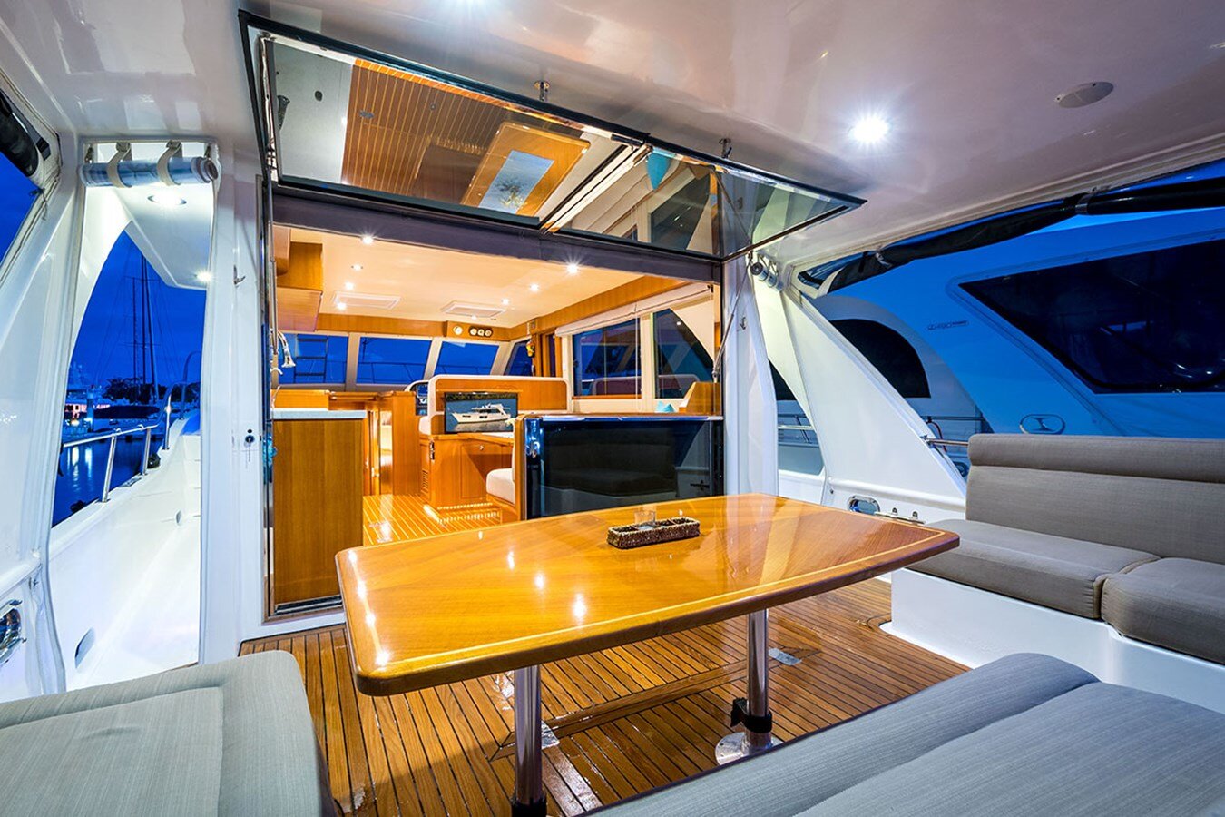 2016-integrity-motor-yacht-49-e699ba