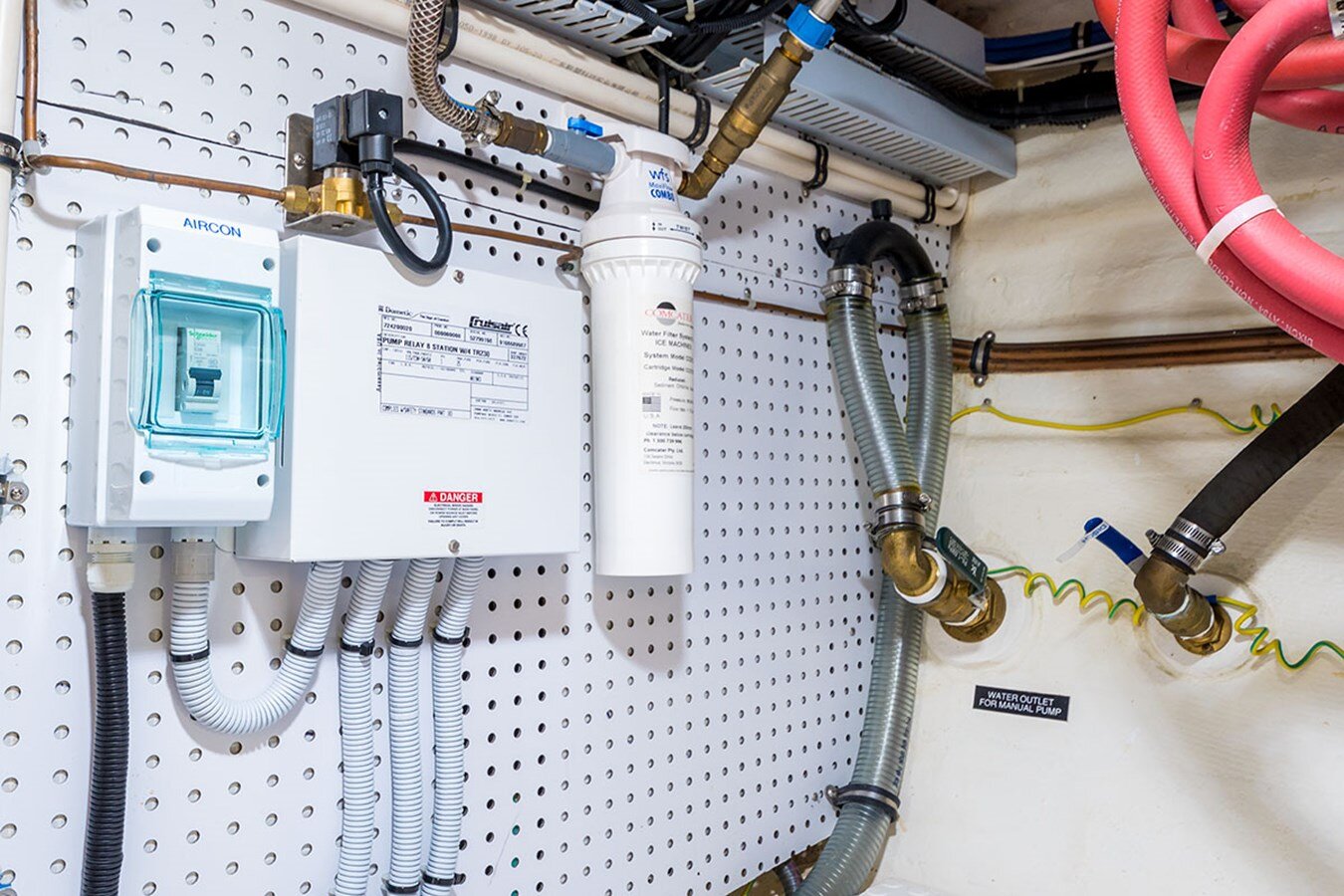 2016-integrity-motor-yacht-49-e699ba