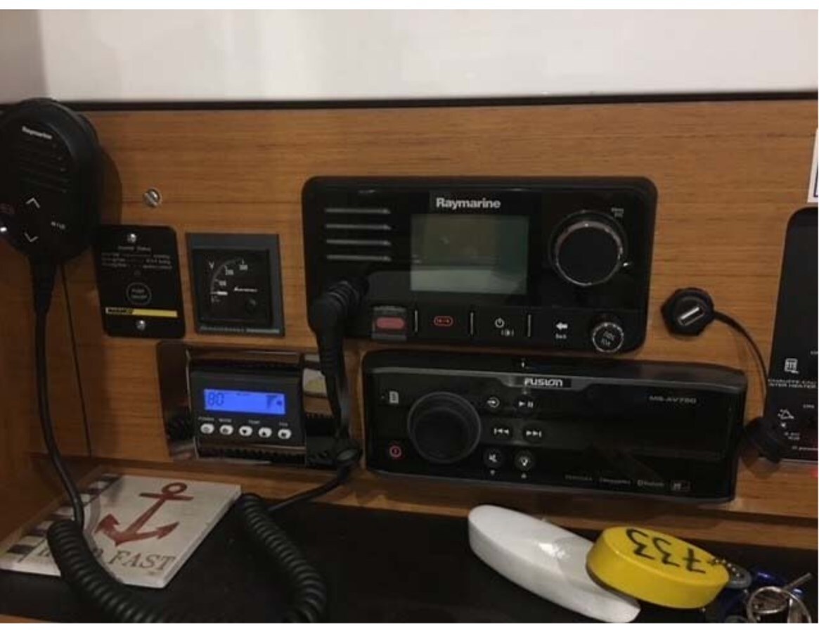 2016-jeanneau-44-87456c