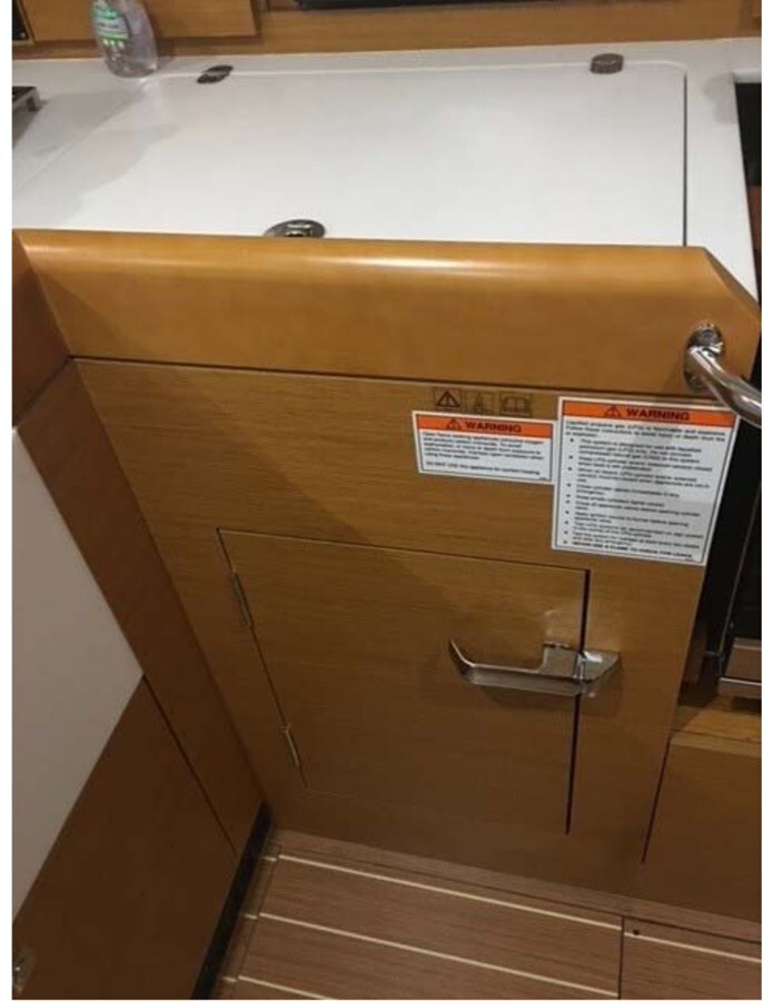 2016-jeanneau-44-87456c