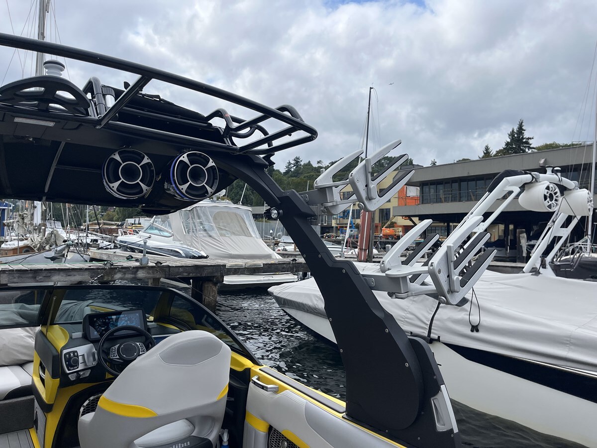 2016-malibu-24-efcacc