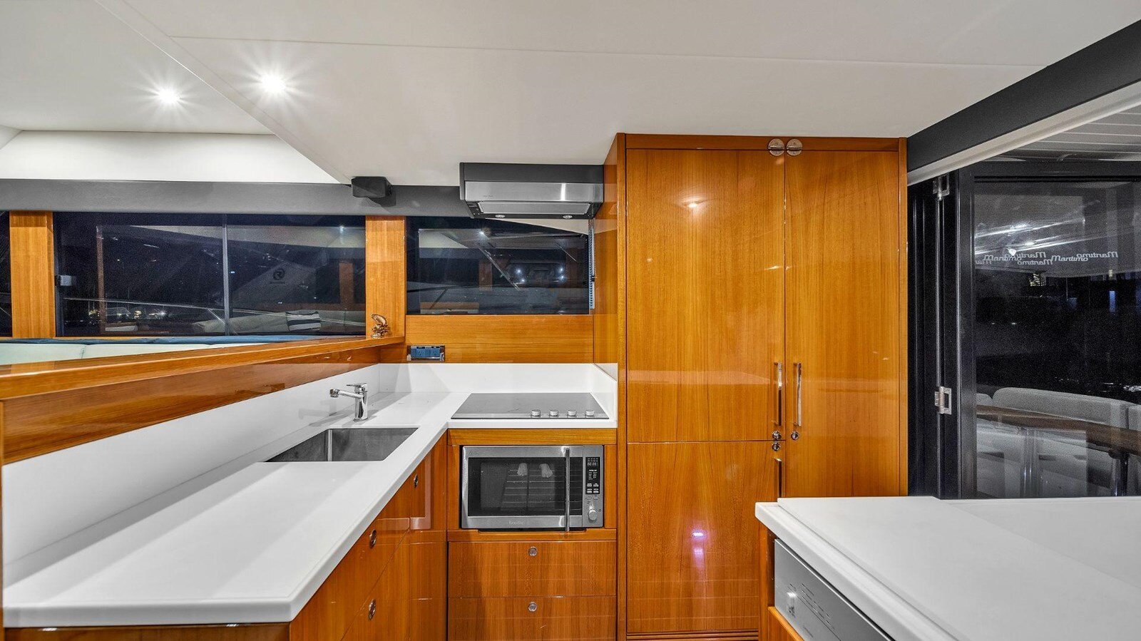 2016-maritimo-56-9-e3f827