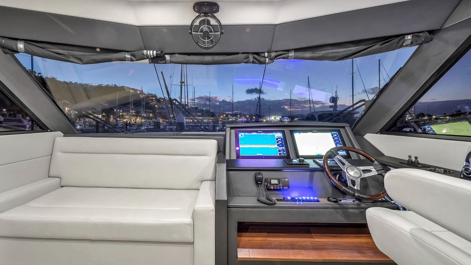 2016-maritimo-56-9-e3f827