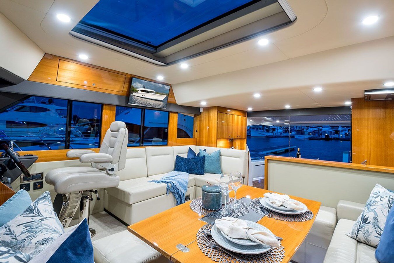 2016-maritimo-57-30b0c9