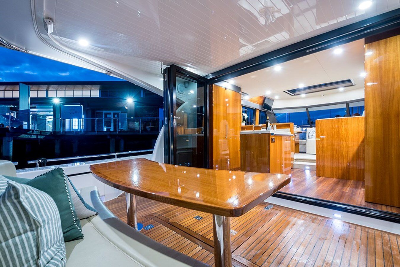 2016-maritimo-57-30b0c9