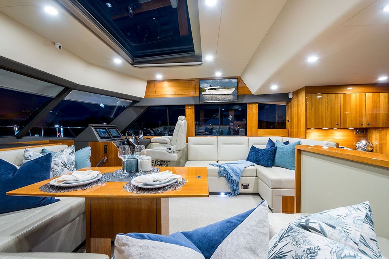 2016-maritimo-57-30b0c9