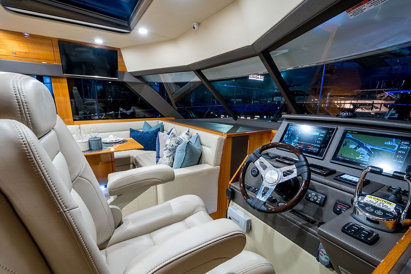 2016-maritimo-57-30b0c9