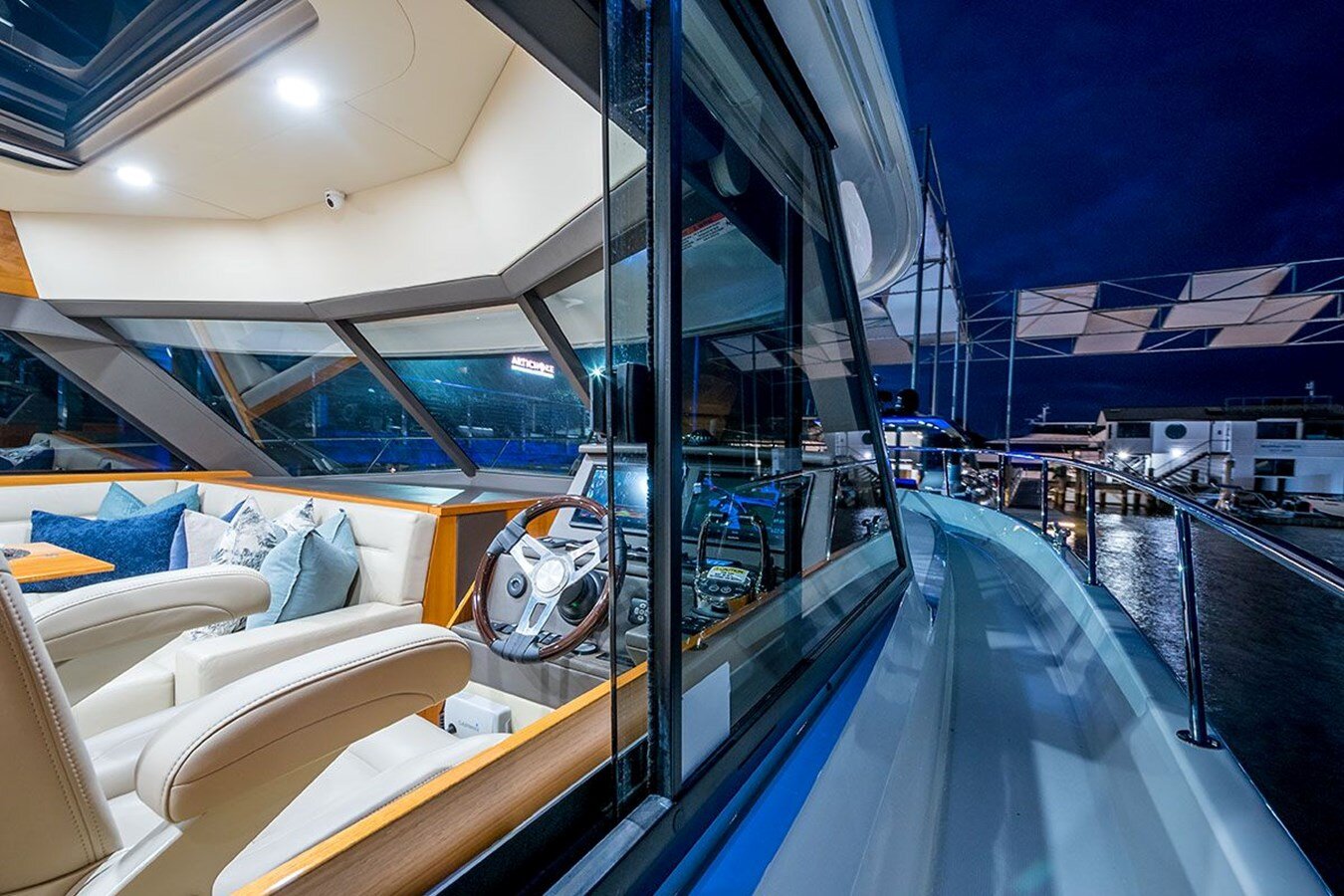 2016-maritimo-57-30b0c9