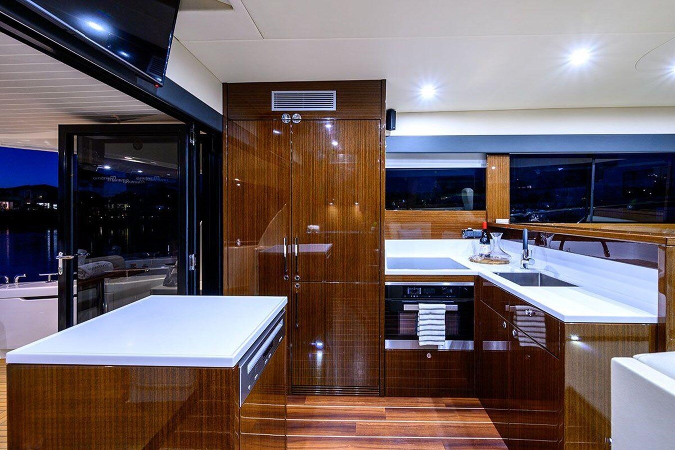 2016-maritimo-57-d01f5f