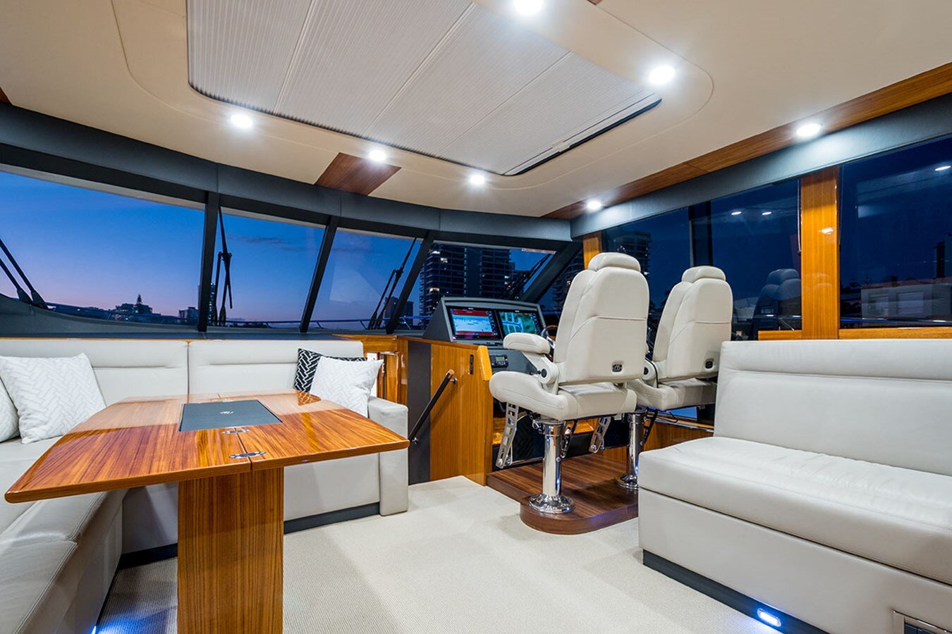 2016-maritimo-62-ea91ee