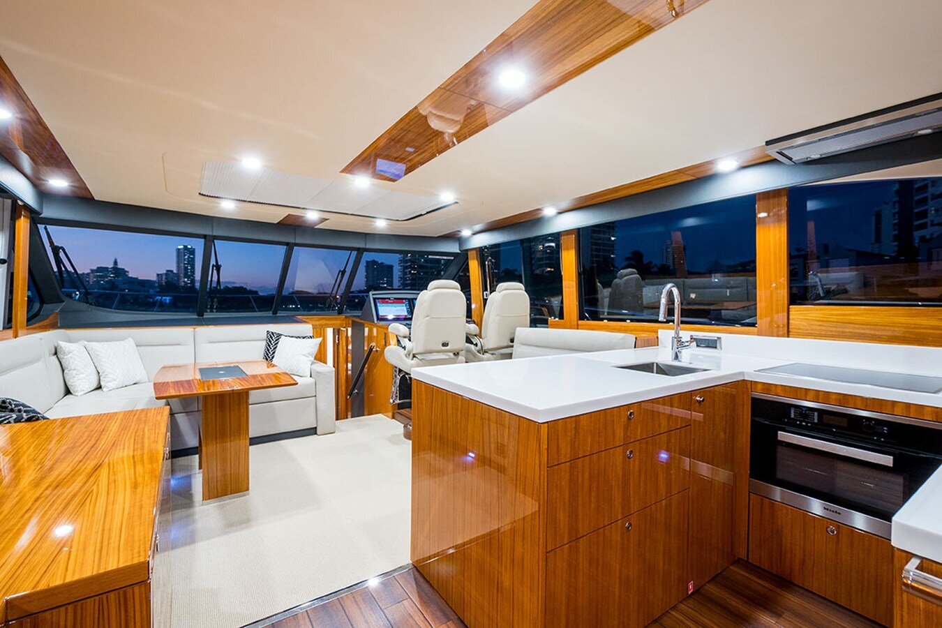 2016-maritimo-62-ea91ee