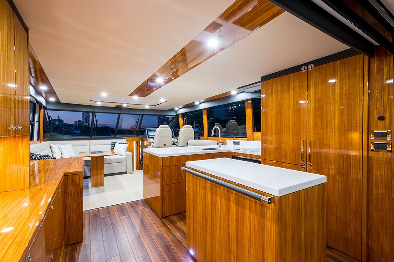 2016-maritimo-62-ea91ee