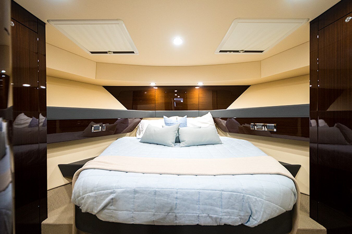 2016-maritimo-64-bd3876