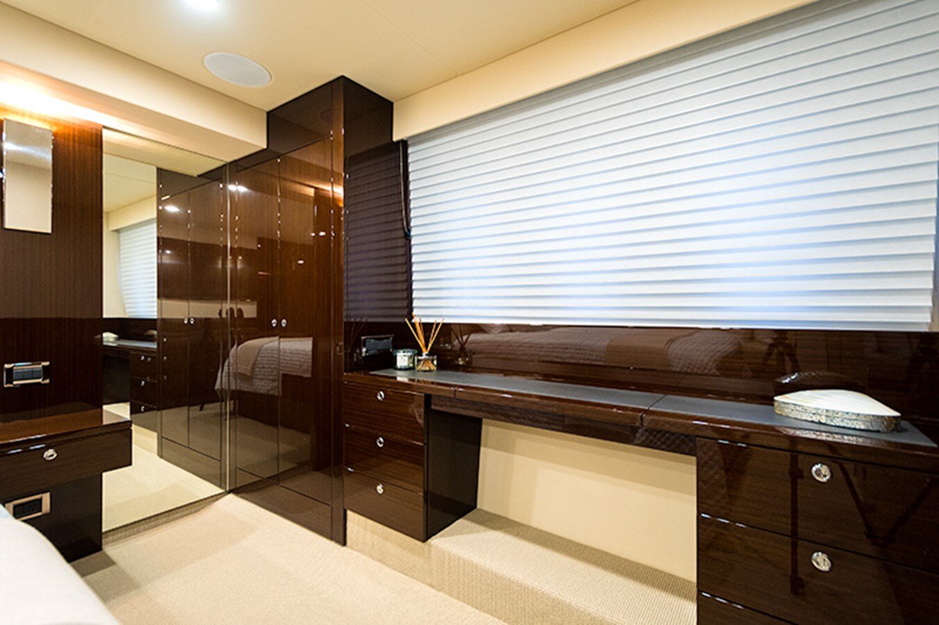 2016-maritimo-64-bd3876