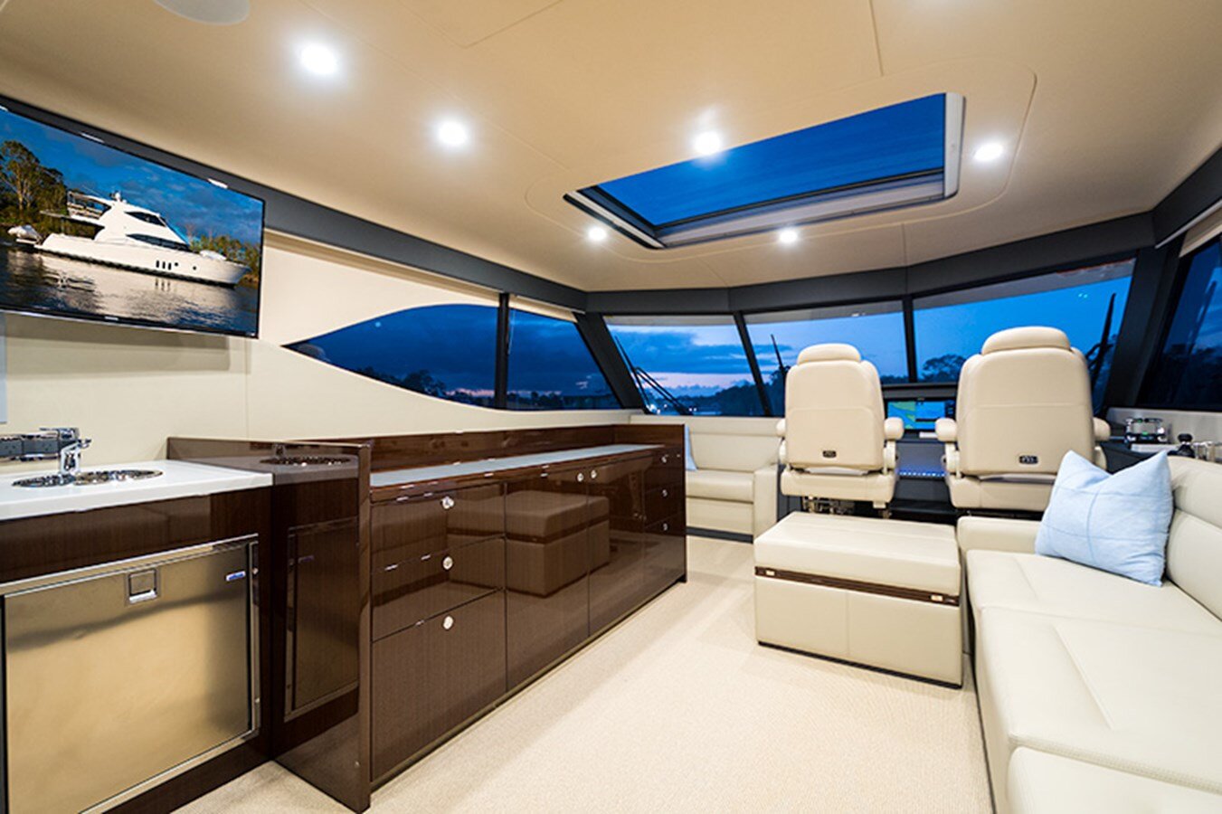 2016-maritimo-64-bd3876