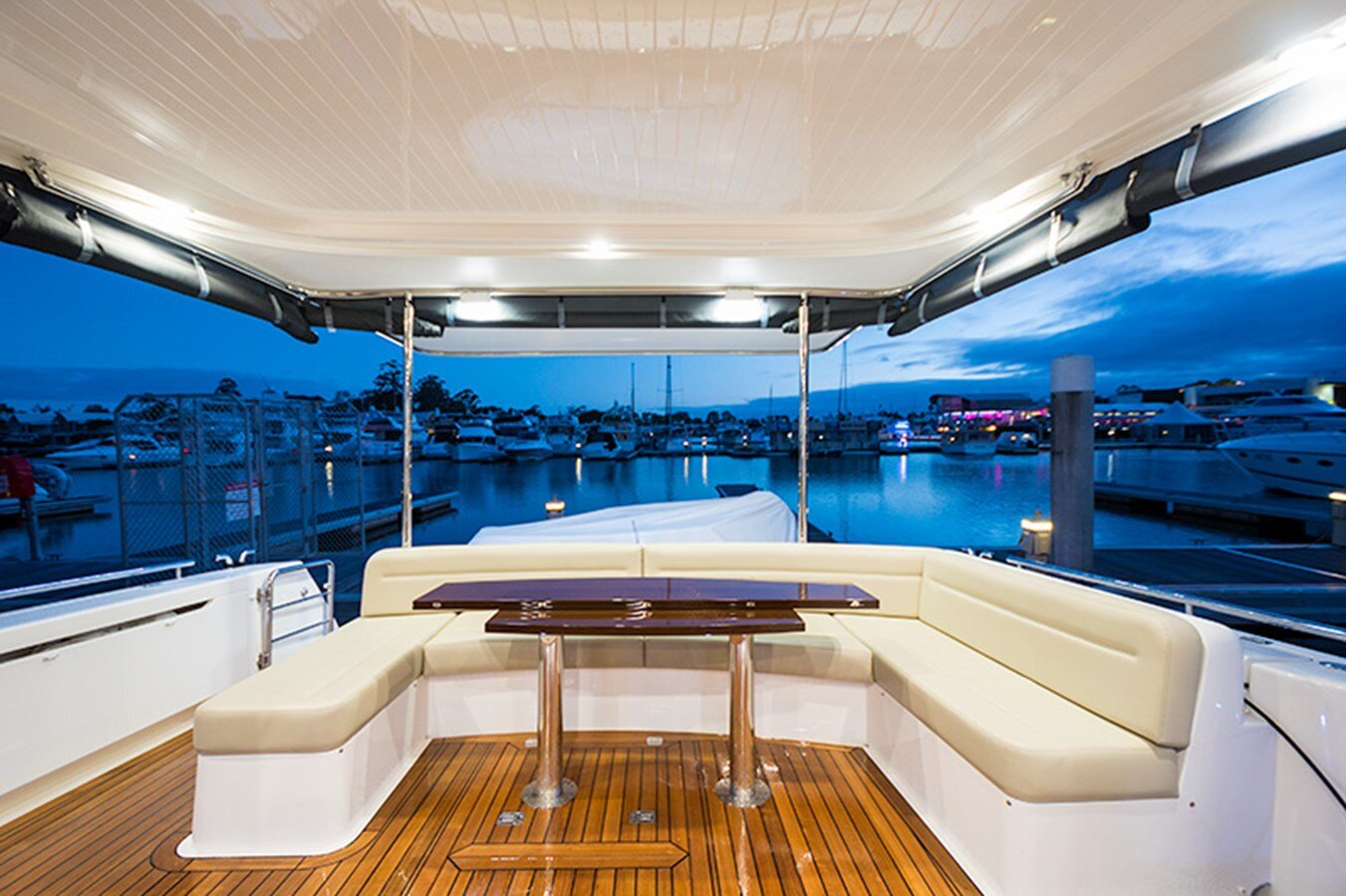 2016-maritimo-64-bd3876