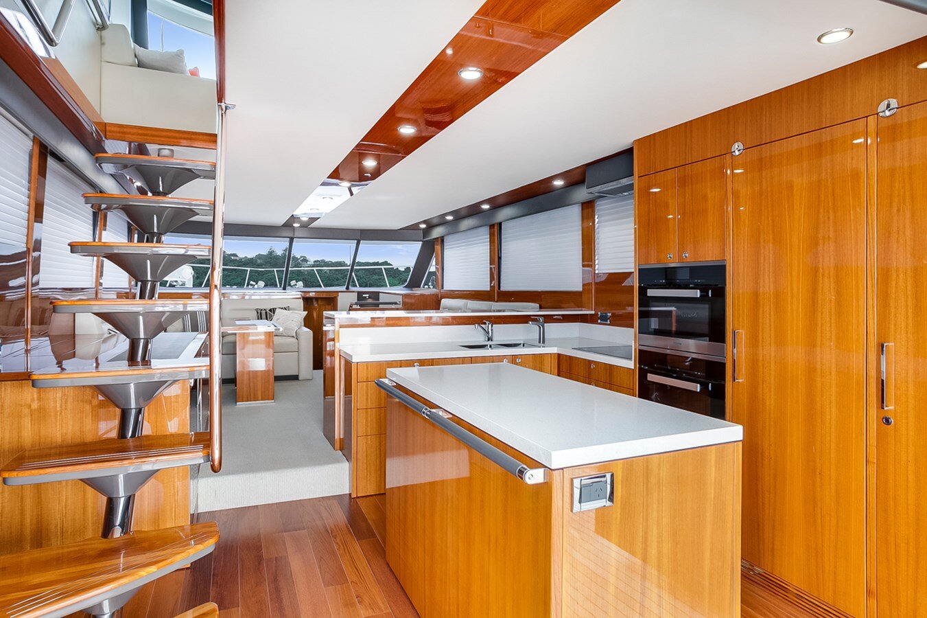 2016-maritimo-72-ebb671