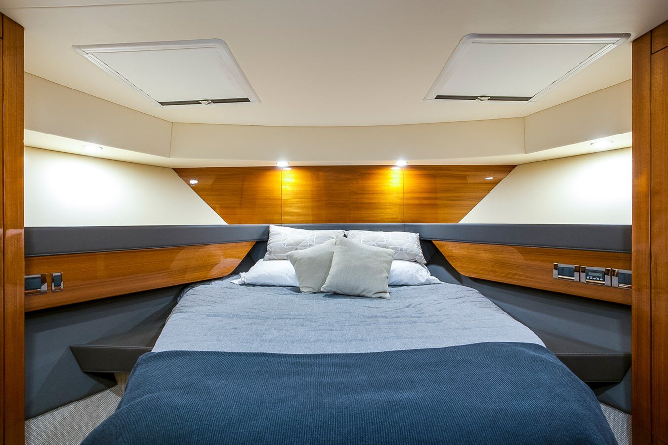 2016-maritimo-72-ebb671