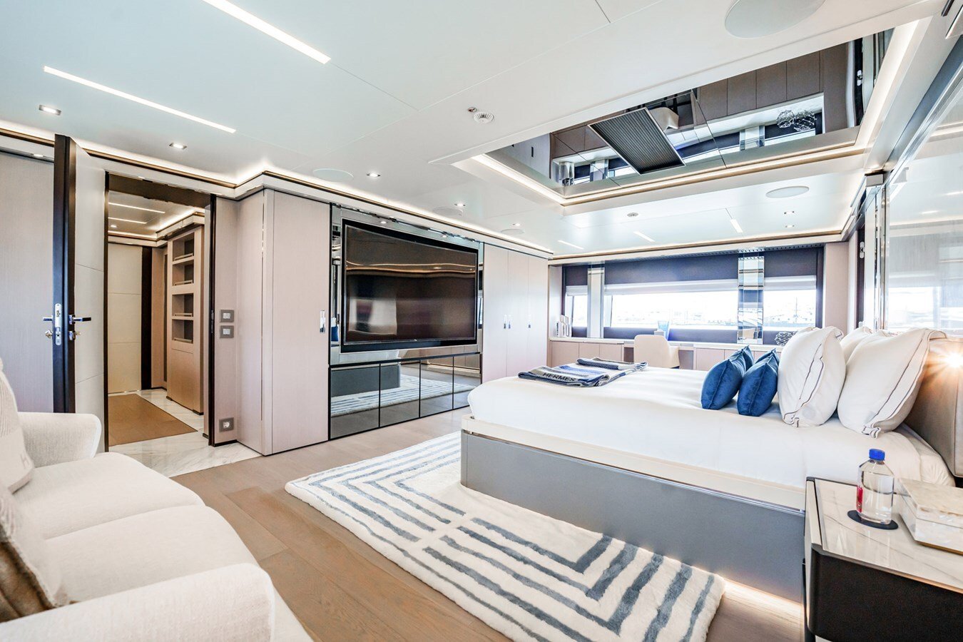 2016-mondomarine-165-c42e1b