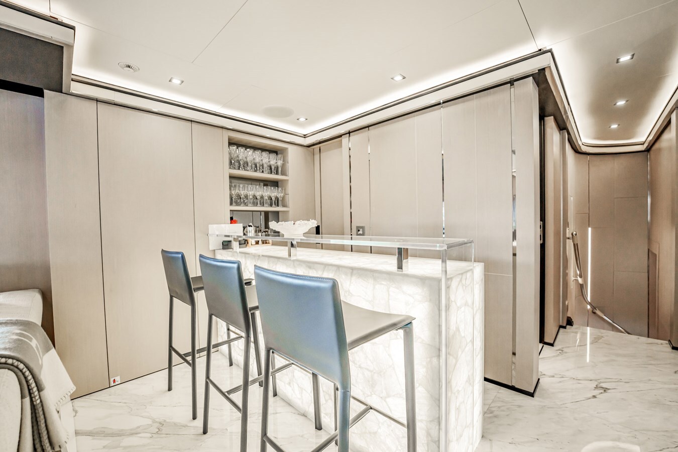 2016-mondomarine-165-c42e1b