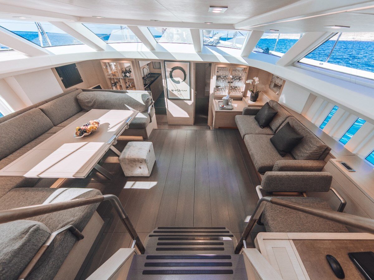 2016-oyster-marine-ltd-82-7-95ef10