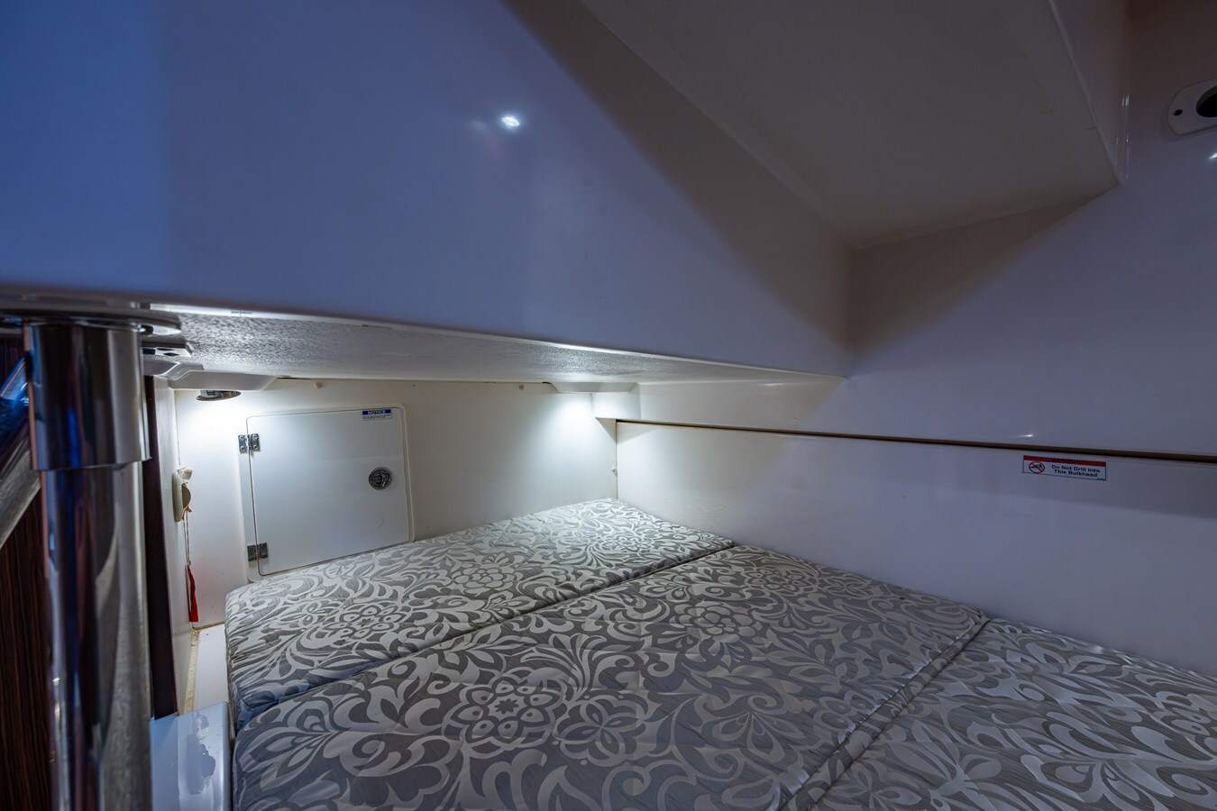 2016-pursuit-boats-32-b95653